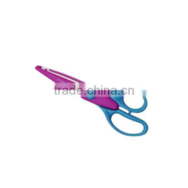 B6013 Stainless Steel Safety Kids Scissors Sewing Kit