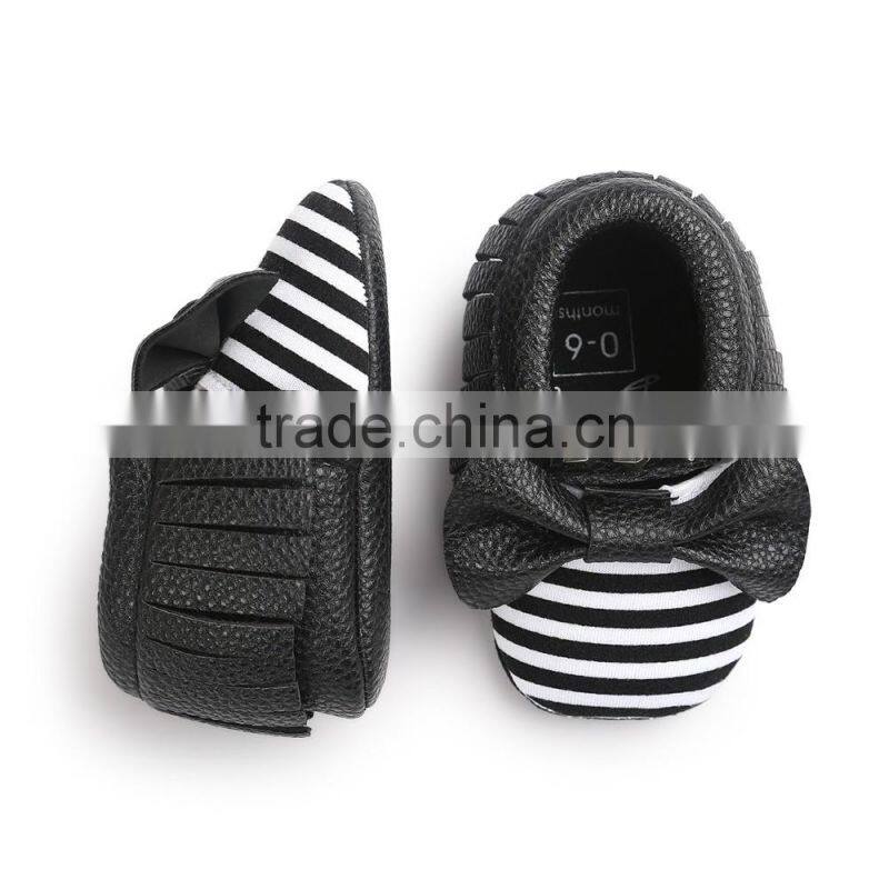 Rivet design fashion moccasins for baby, baby rivet moccasins