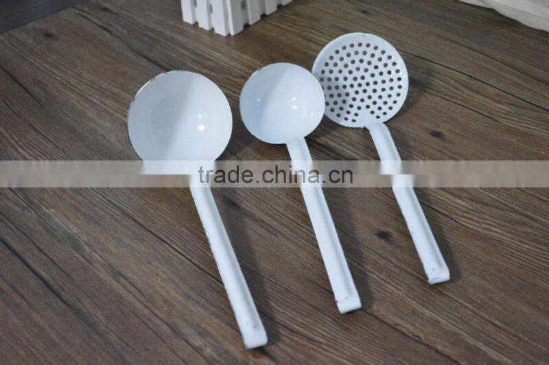 Different types of ladle