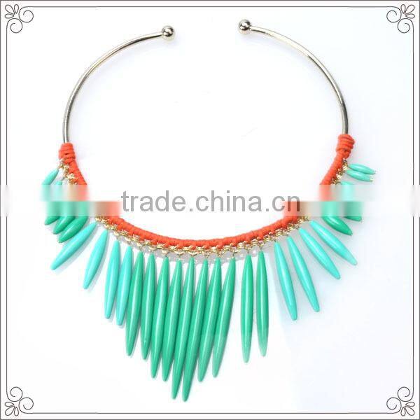 Round Beaded Collar Necklace With Green Resin Pendant