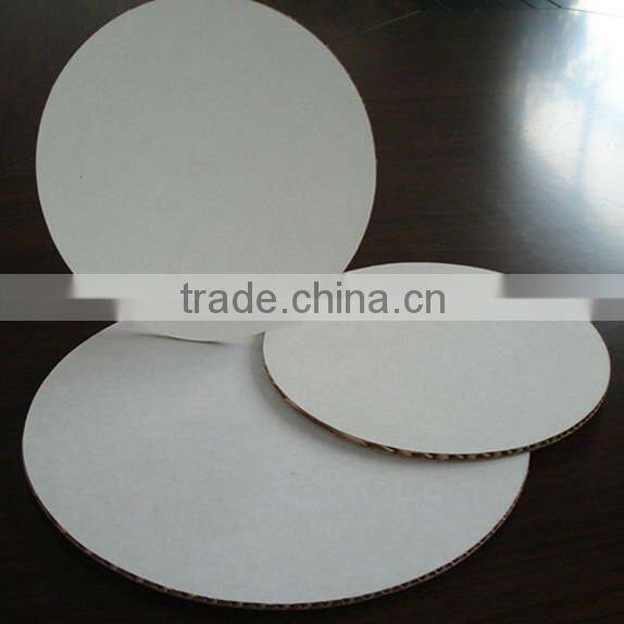 Glossy Ivory board cake pads/cake circles