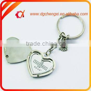 oval magnetic photo frame key chain