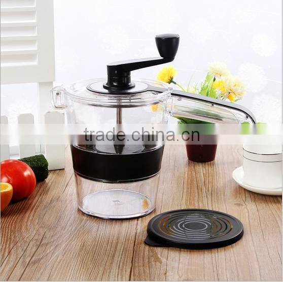 Easy-to-handle vegetable slicer and chopper