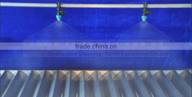 Plastic boom sprayer nozzle