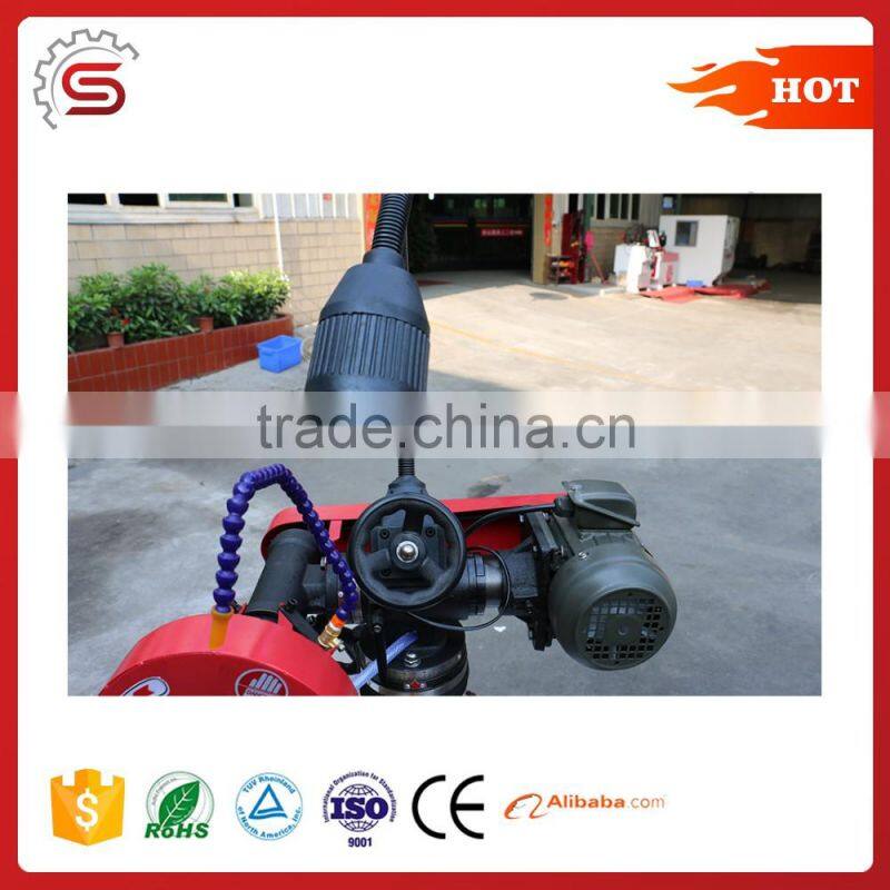 Universal grinding machine