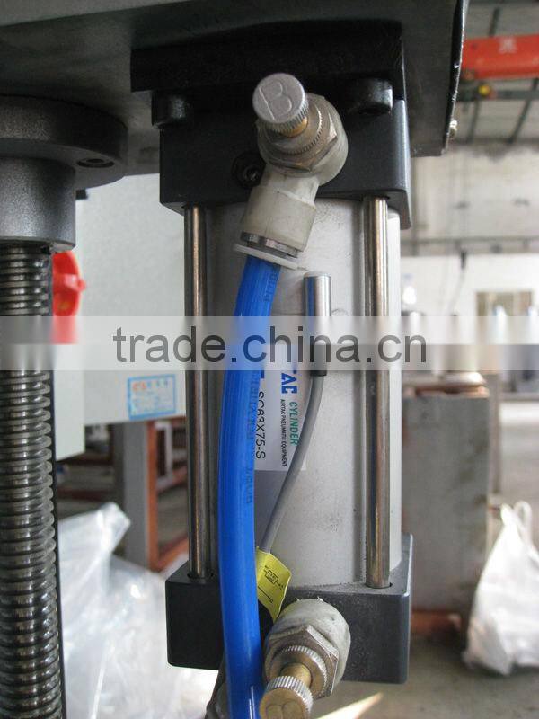 Hot sell semi-auto tin sealing machine
