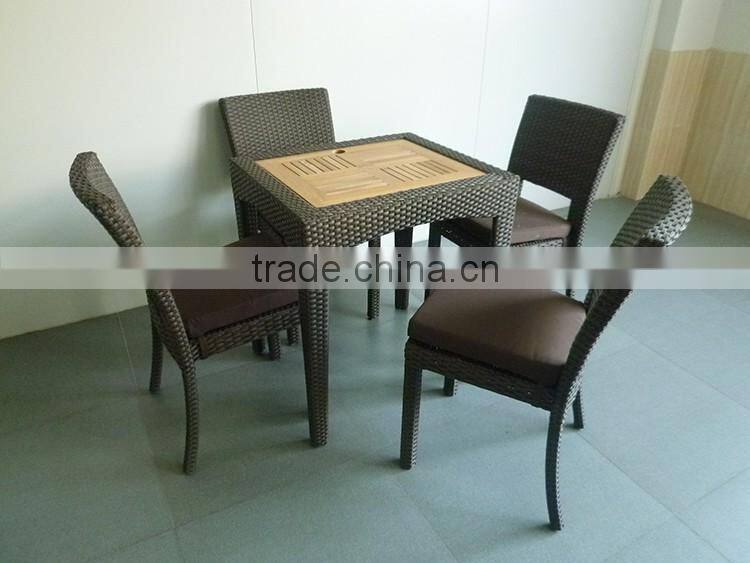 Classic Rattan Furniture Dining Chairs And Teakwood Table