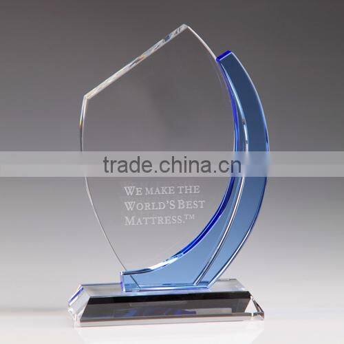 2016 custom made hot sale new design crystal trophy