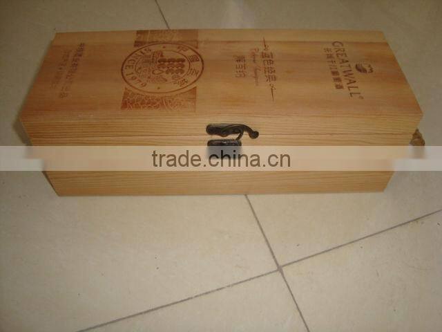 wooden wine boxes with handmake