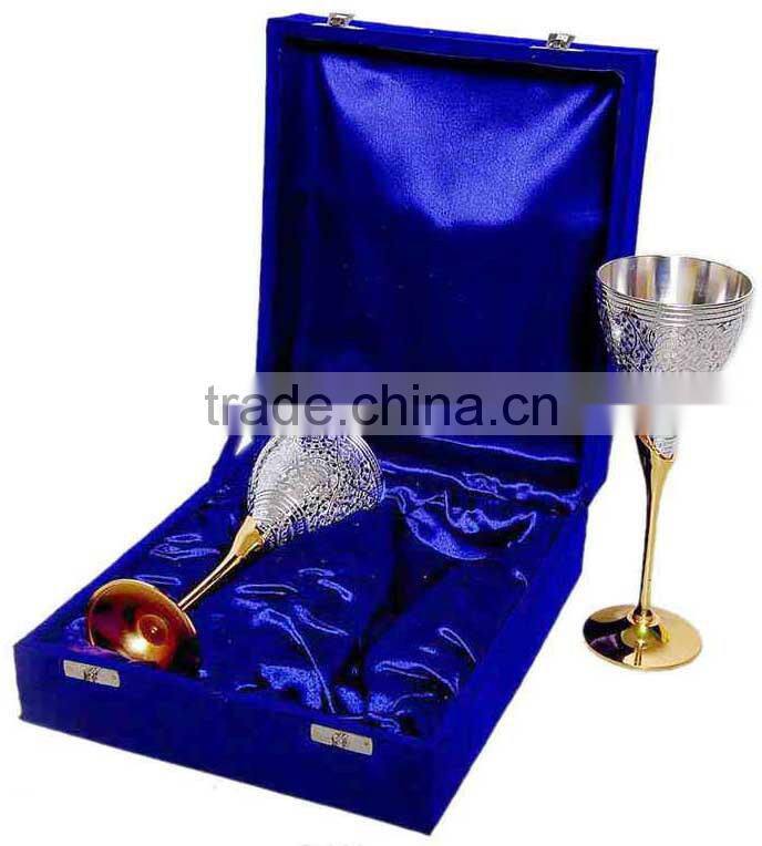 Precious Gift Set Of Silver Plated Bowls