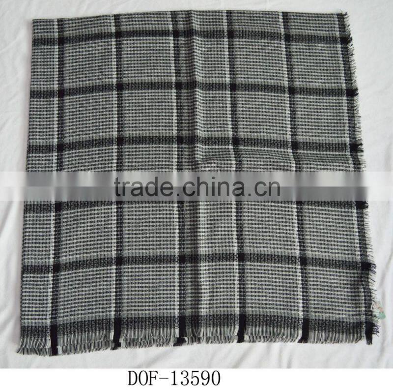 New arrival square wholesale factory europe lady plaid checked pashmina shawl 100%acrylic