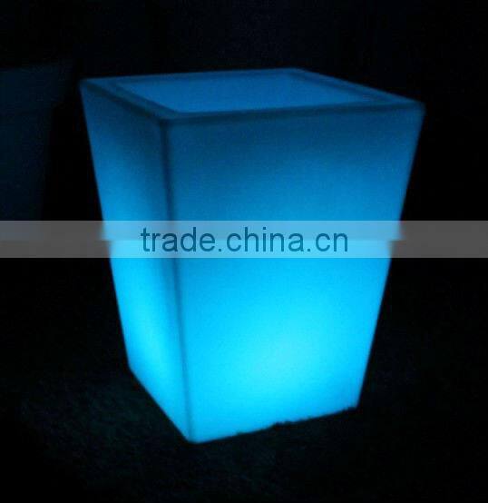 GR1240 LED Lighting Plastic Flower Pot/Planter, Garden Pot/Christmas Planter
