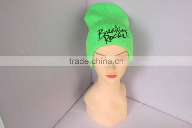 Fashion Model Soft Acrylic Wholesale Custom Embroidered Beanie
