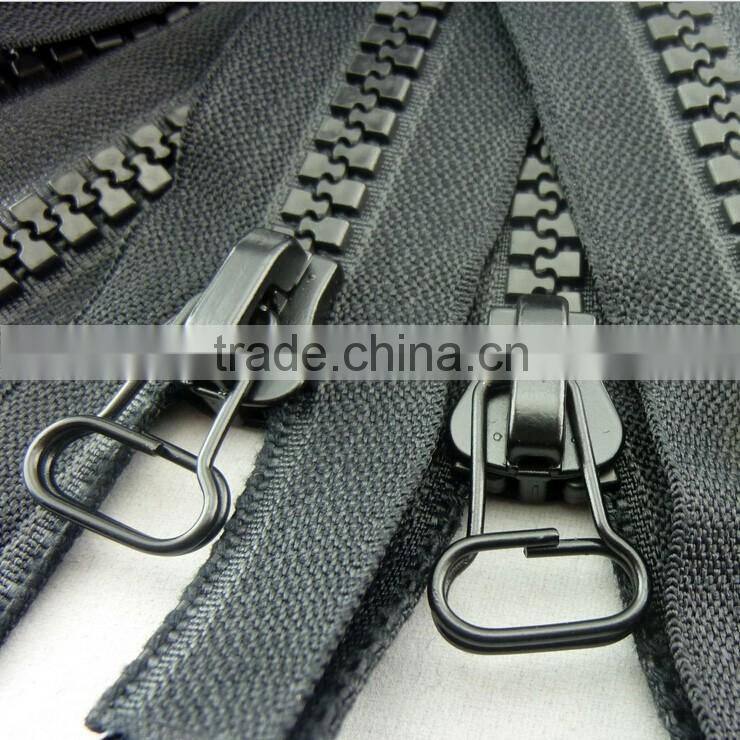 Custom Double Slider Plastic Zipper