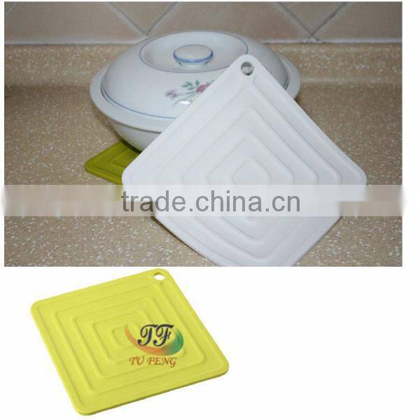 2016 dongguan square shaped cricket mat