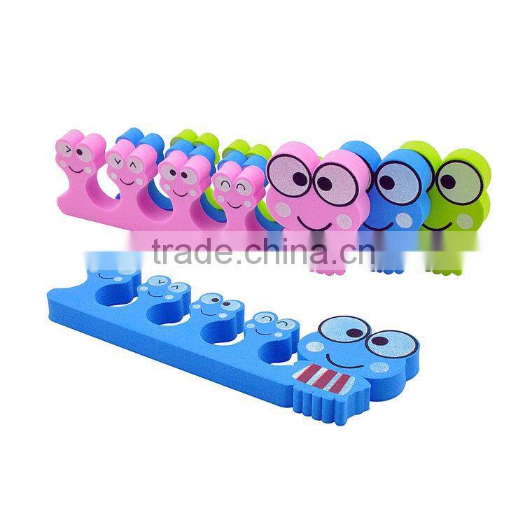 Free sample cartoon animal cow eva toe fingernail separator hign quality sponge toe separator for beauty solon