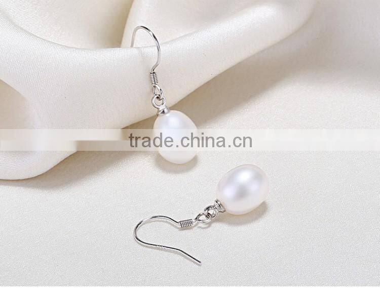 New Fashion Gold Plated Women Hanging Bridal Pearl Earrings