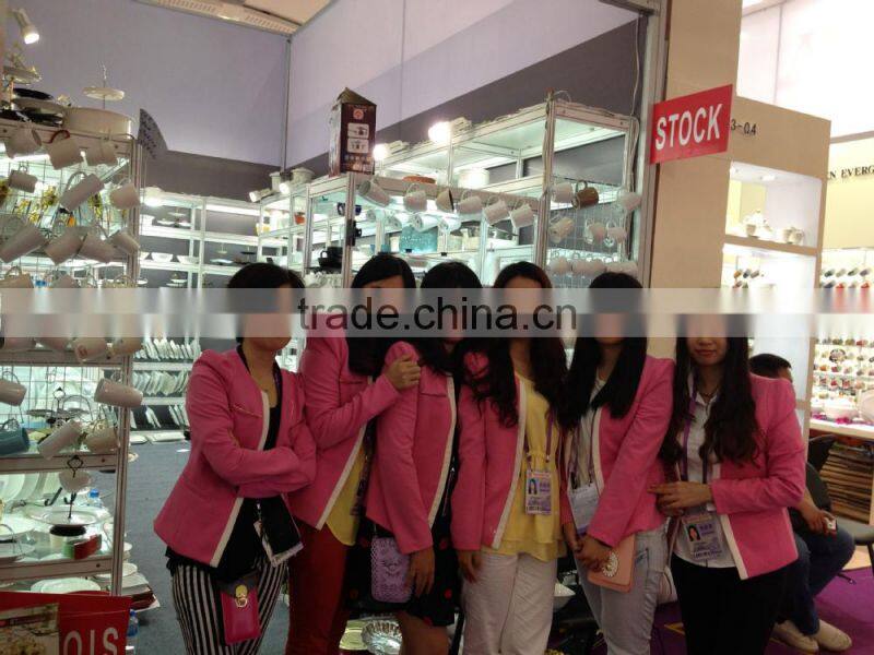 wholesale white cheap oval ceramic bakeware with handles in stock