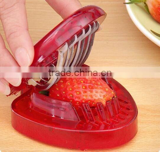 factory direct sell cheap plastic strawberry slicer strawberry cutter