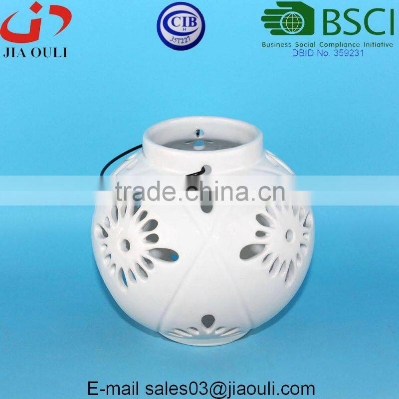 BSCI Audit Factory white Ceramic Lantern with Metal Handle, ceramic candleholders