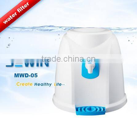 Household small manual non electric water dispenser