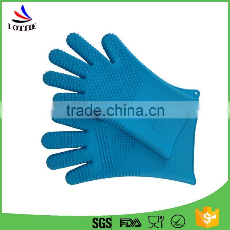 2016 Hot selling FDA grade Kitchenware Baking Silicone Oven Mitt Microwave oven gloves