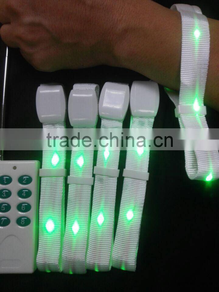 2015 remote control LED fabric wristband specially for big party or vocal concert