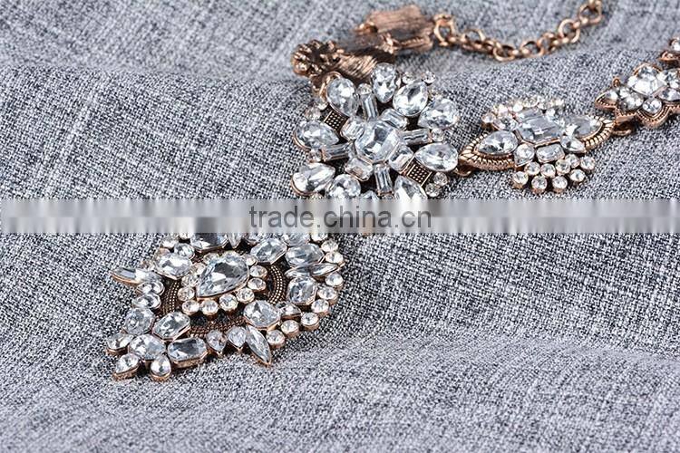 Latest Design Flower Shape China Factory Wholesale crysal diamond stone Jewelry Pearl Necklace