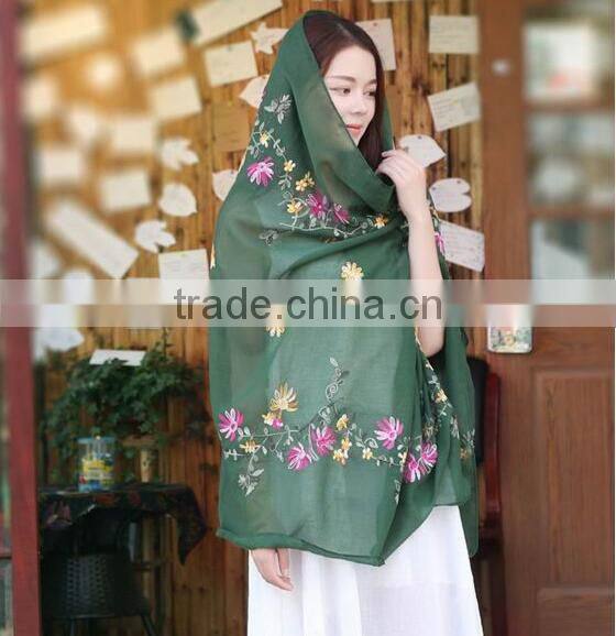 2017 hot sale spring summer scarves cotton folwer embroidery hijab Scarf for muslim woman