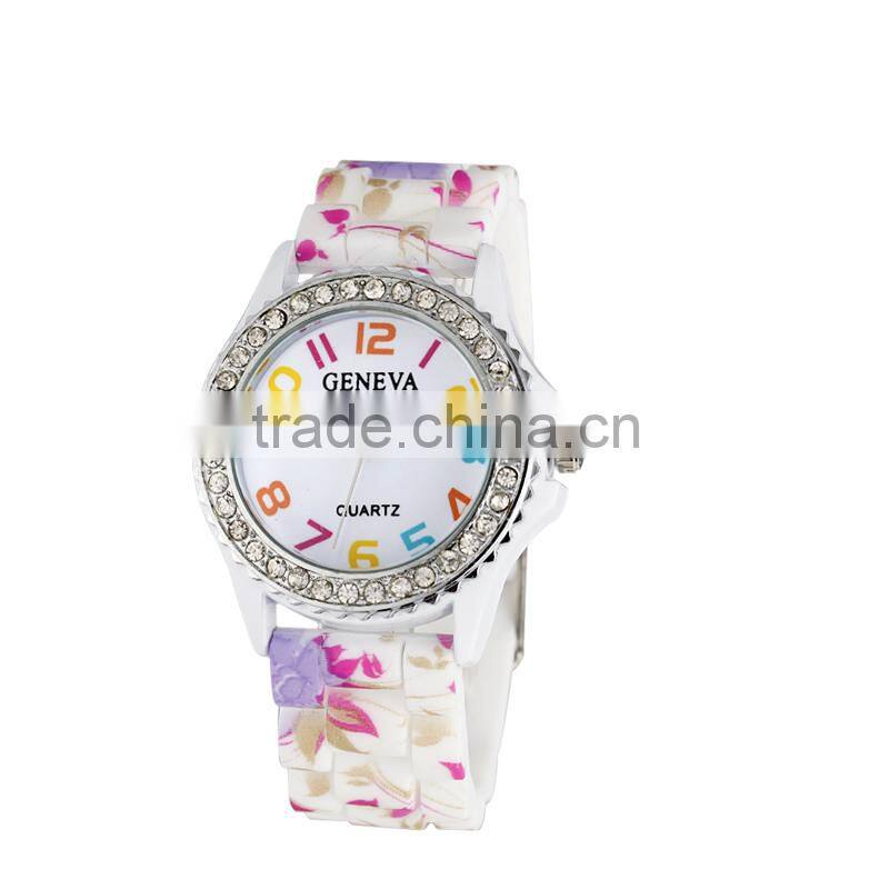 hotsell 2013 trendy women watches 10 colors