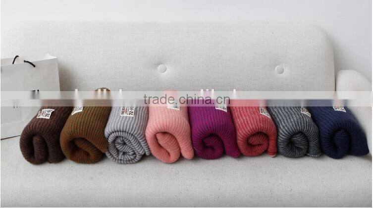 New Design Korean Young Lady Fashion Stripe Knitted Woolen Scarf