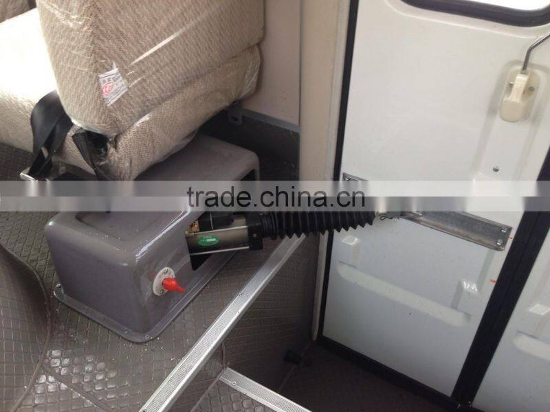 7.5m 26 seats Coaster type mini bus with cumins engine HM6700