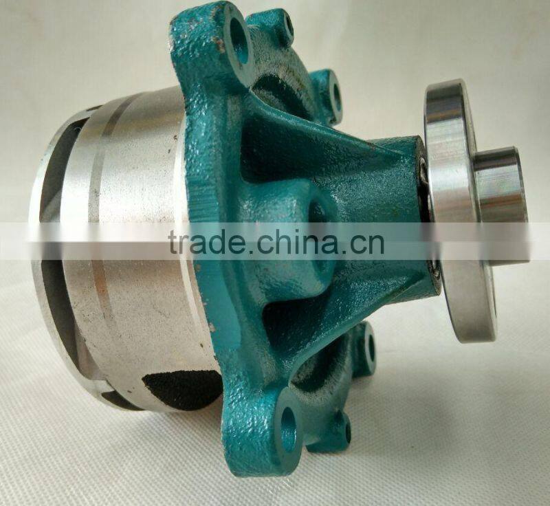 Volvo water pump 21072414