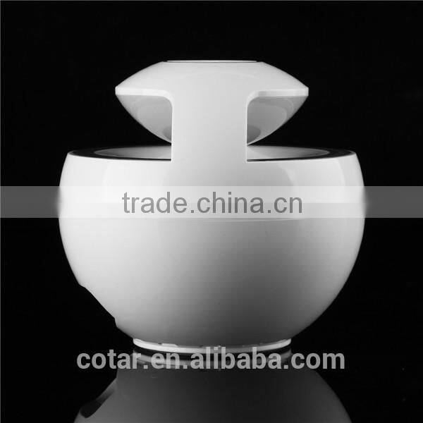 2015 exclusive 3Watt mini bluetooth speaker cool round shape with colorful LED light