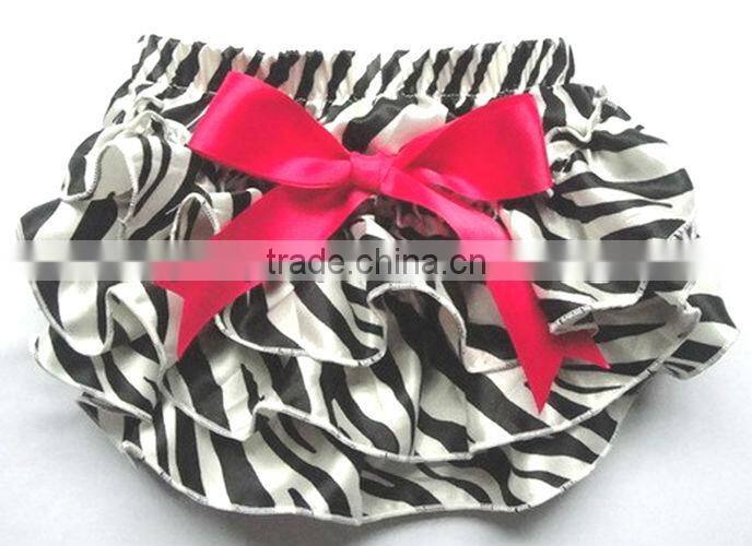 fashionable colorful heart print ruffled fancy girl baby bloomers