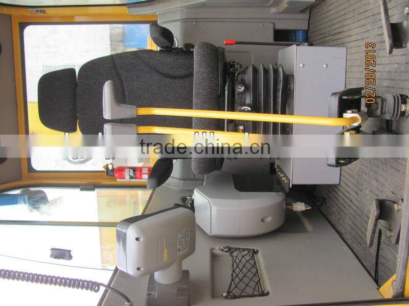 10T telescopic crawler crane