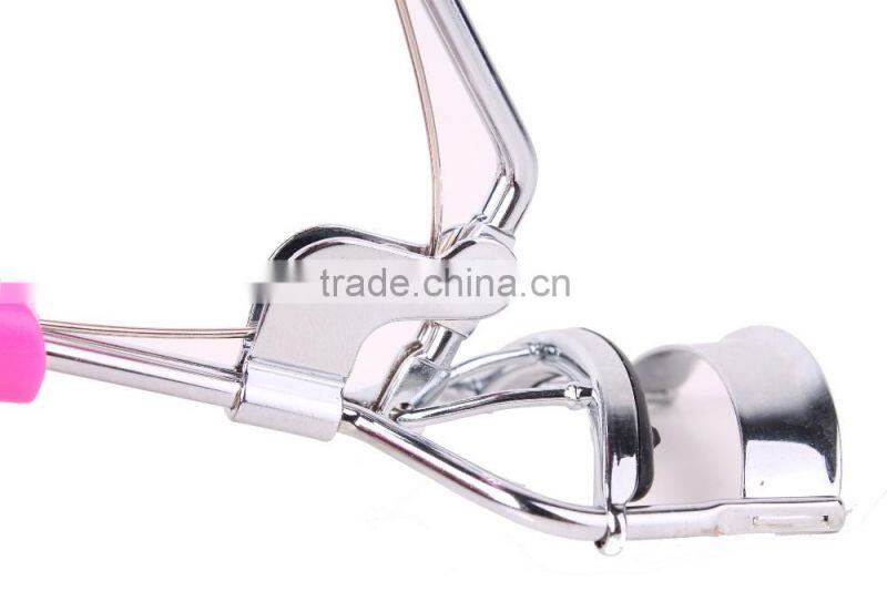 2016 hot sale coloful plastic handle covered metal eyelash curler