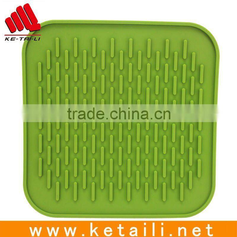 Various kitchen silicon mat