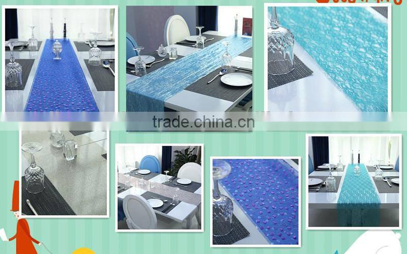 2015New banquet wholesale black fancy shiny satin table runner