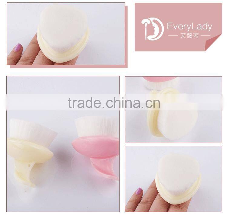 Mini beauty needs handy girl face cleaning brush