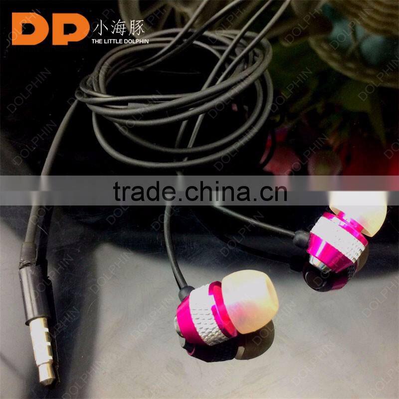 best selling products super bass mp3 headphone OEM metal in ear earphone for smartphone