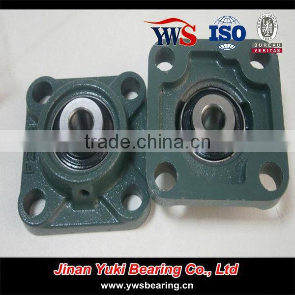 2015 High quality spherical insert ball bearing with pillow block UCF201