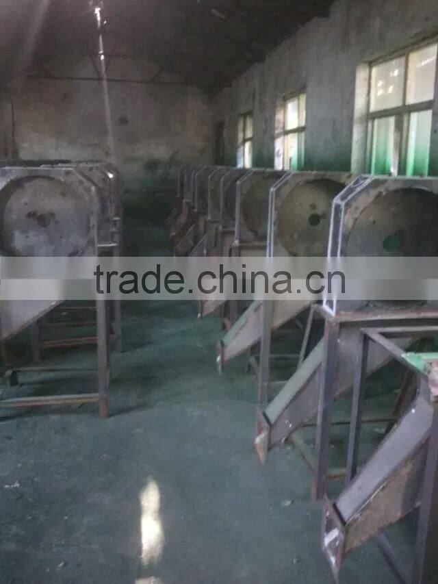 Vertical type animal cow feed mixing machine