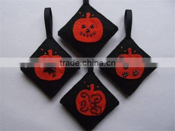 2017 laser cut felt red round flower drink coaster for Christmas table decoration made in China