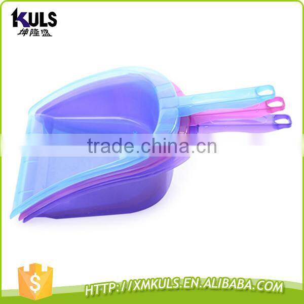 wholesale portable Plastic dustpan with different colours