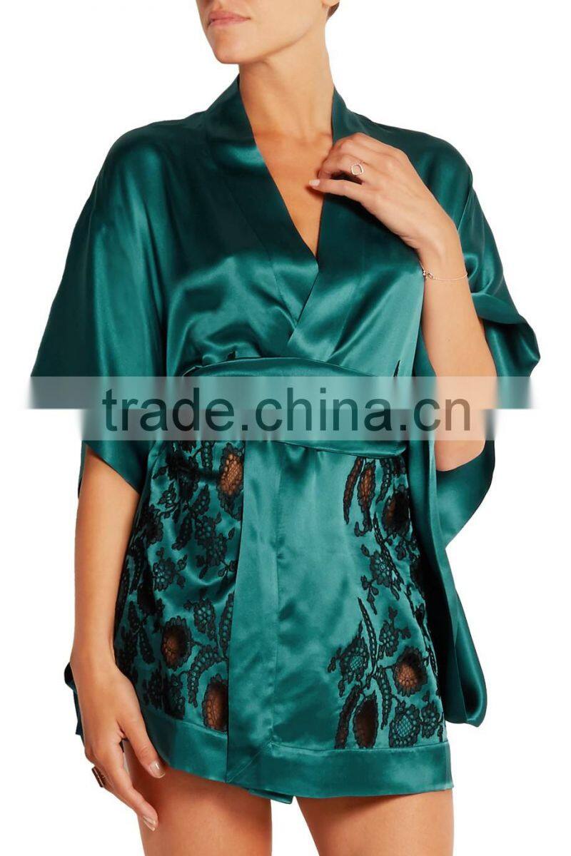 High Quality Fashionable Design Lace-Paneled Silk Robe with Embroidery Pattern for Women