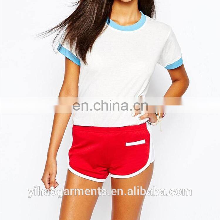 Yihao womens gym wear workout clothing custom design sportswear printed t shirt and shorts set wholesale workout clothing