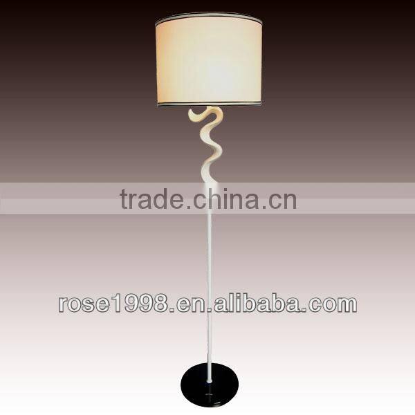 New floor lamp in white and chrome