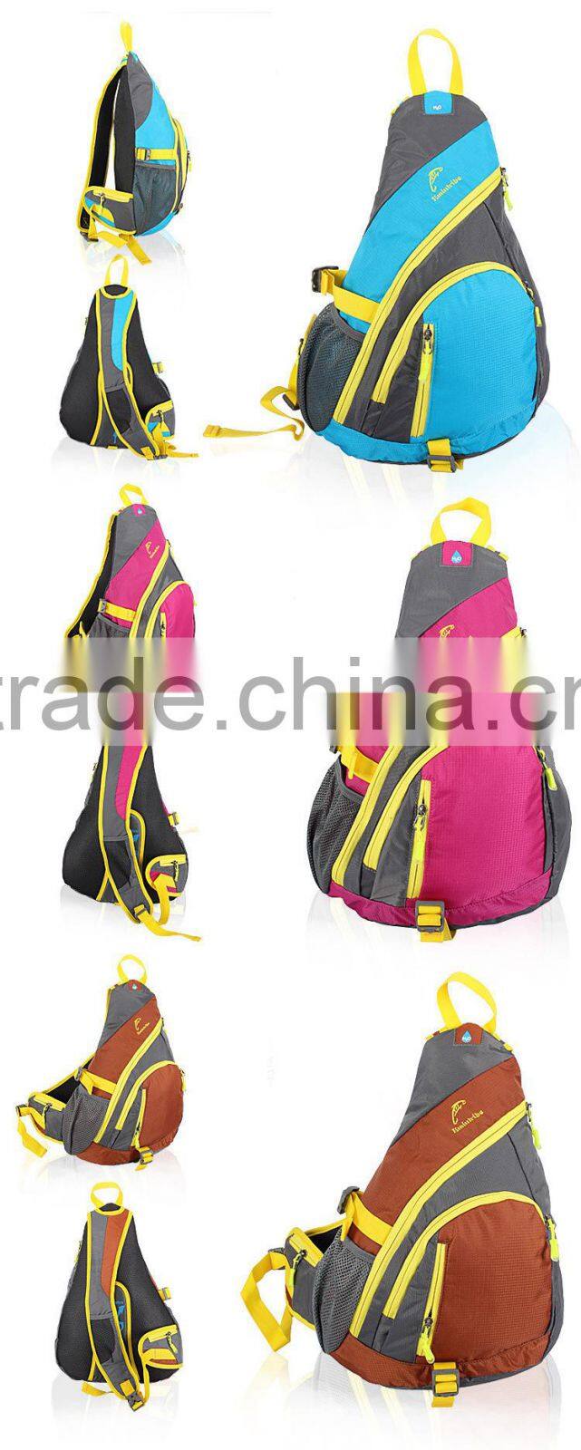 Wellpromotion cheap 600D fashion shoulder polyester triangle bag