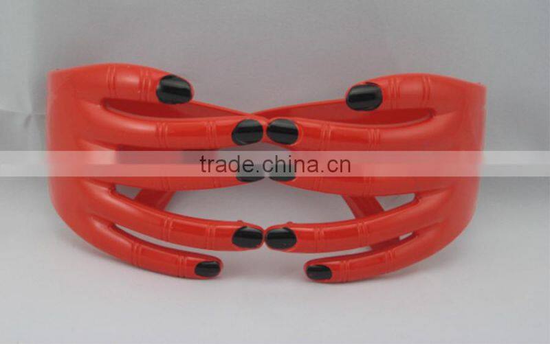 Fancy plastic hand shaped glasses